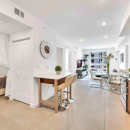 Modern Unit In Downtown Miami With Free Parking Apartment Exterior photo
